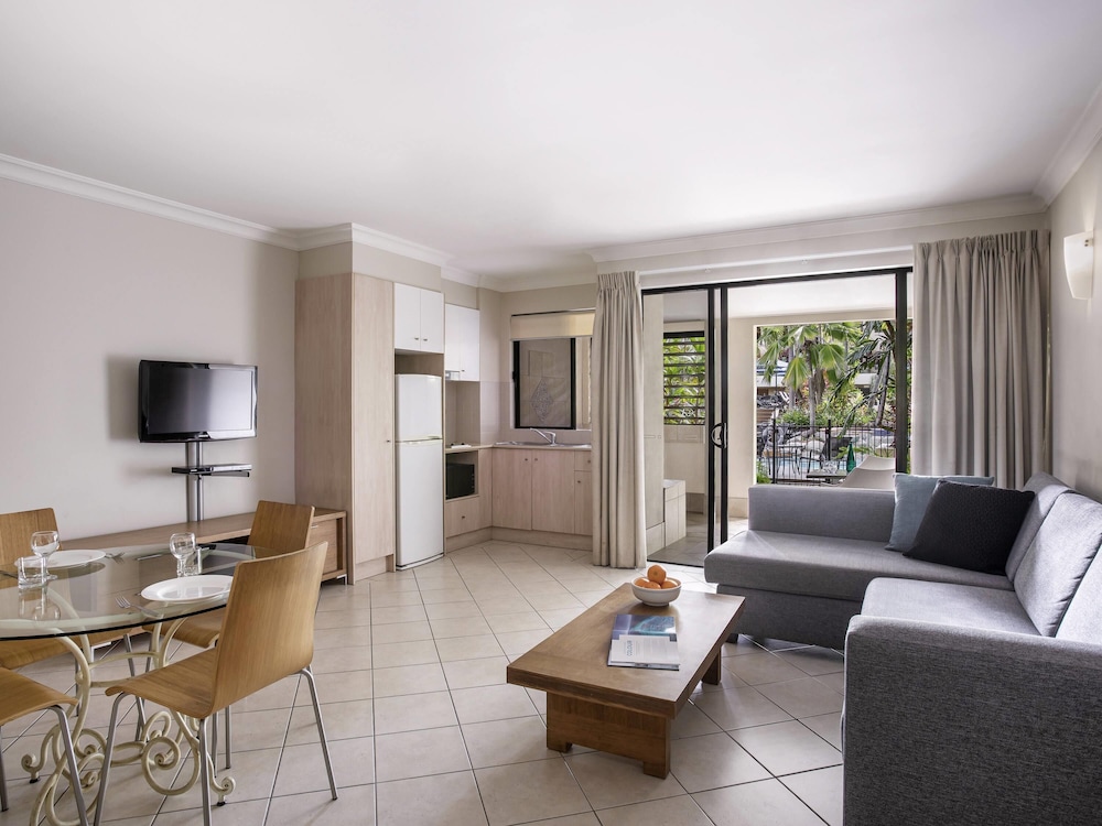 Mantra Heritage Port Douglas 44/60