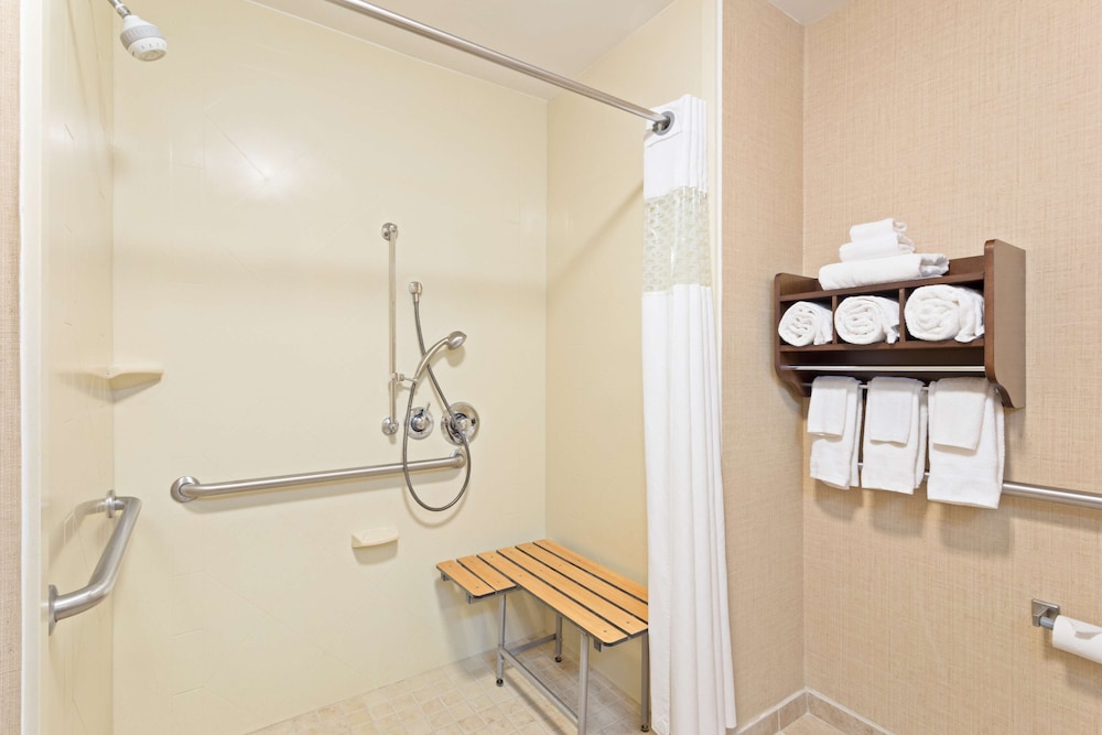 Hampton Inn Leesburg Tavares Fl 17/54