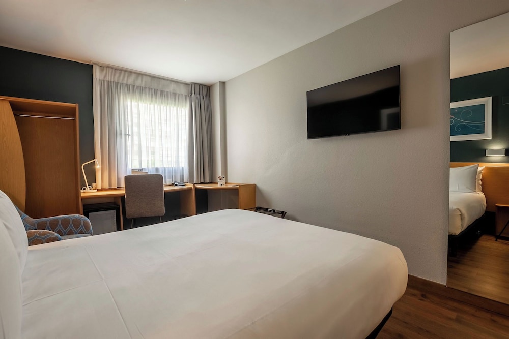 غرفة بسرير مزدوج، Travelodge Alicante Puerto 7/10