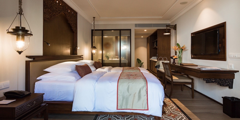 Ramayana Suites and Resorts 30/80