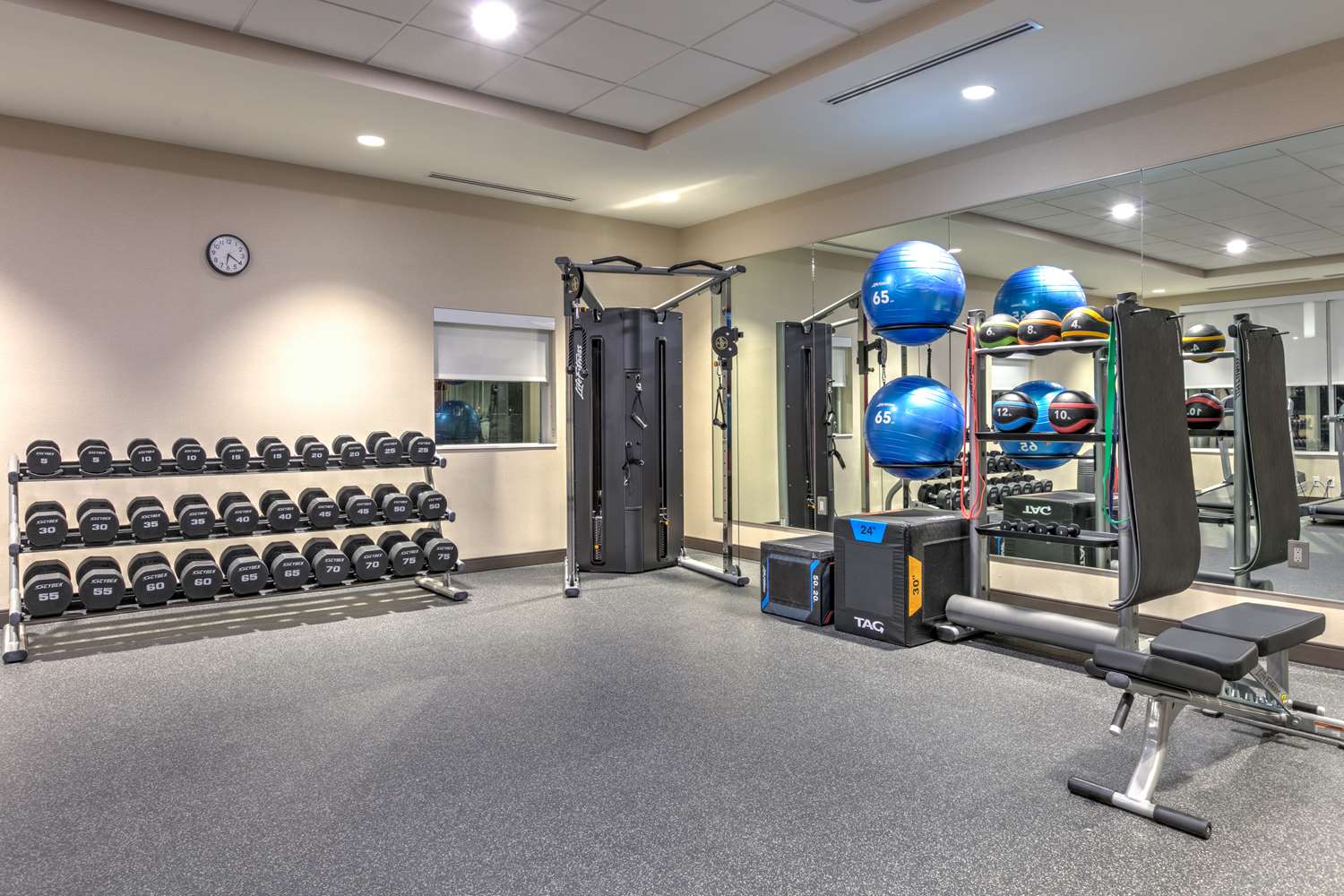 Home2 Suites by Hilton Tulsa Airport 12/23