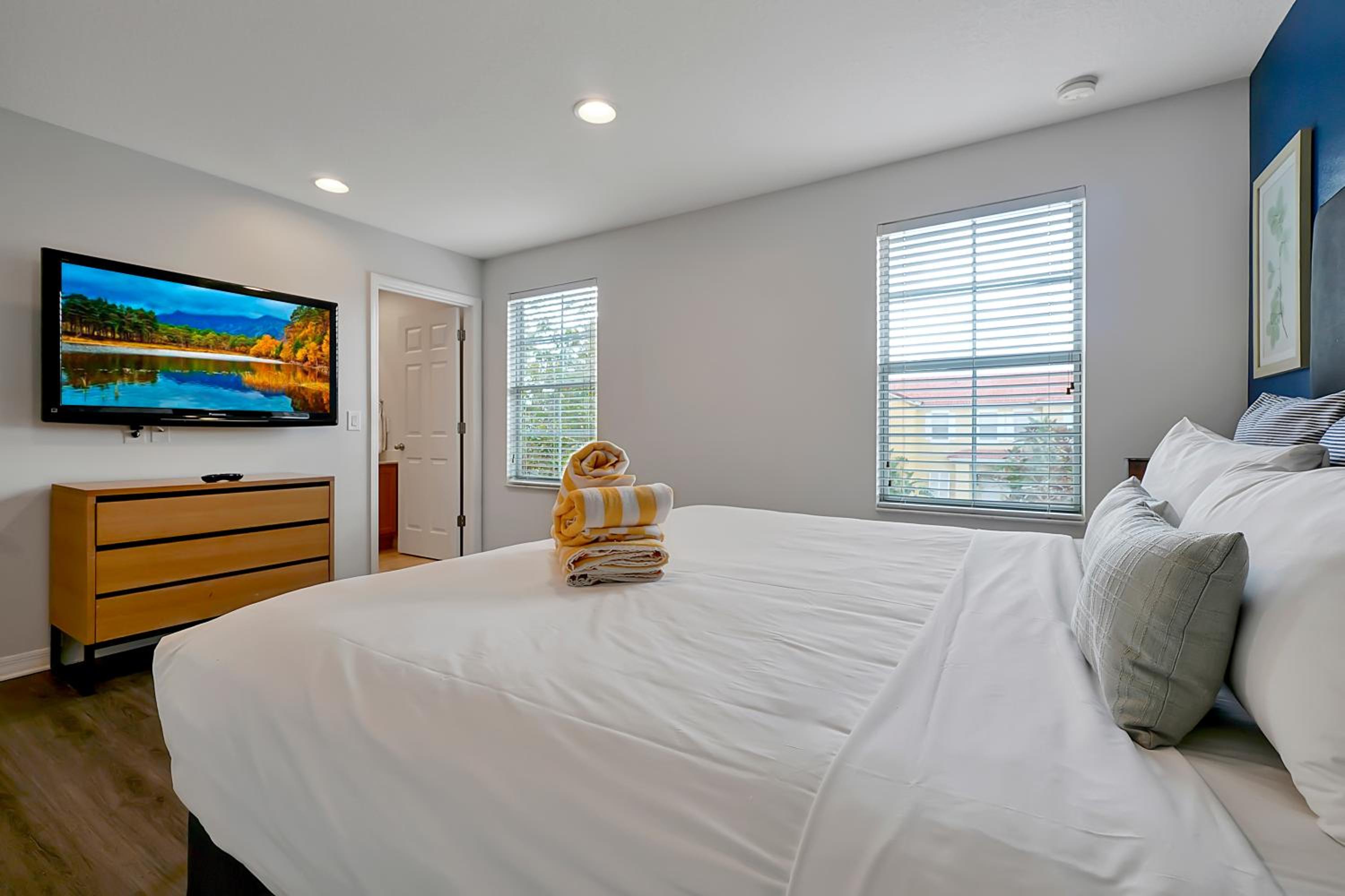 4 Bedrooms, Town House, Private Pool