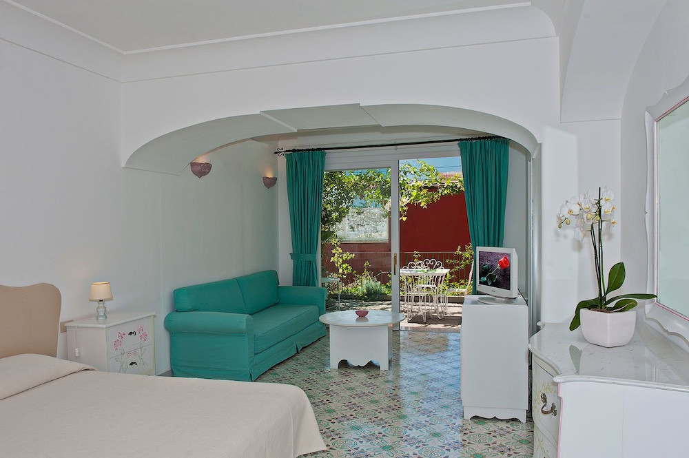 Villa Rosa 9/32