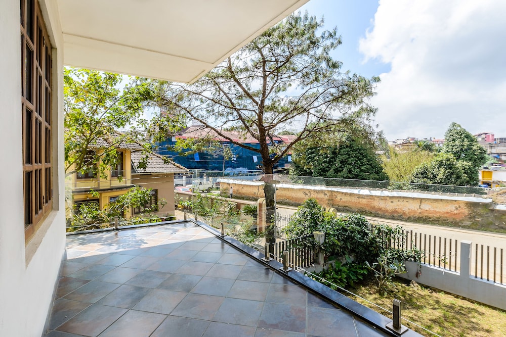Treebo Oleander Serviced Apartments 23/30