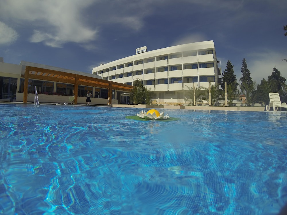 Hotel Bolero 6/50