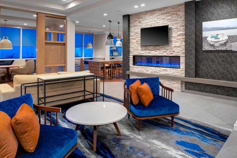 Fairfield Inn Suites By Marriott Virginia Beach Oceanfront 40/50