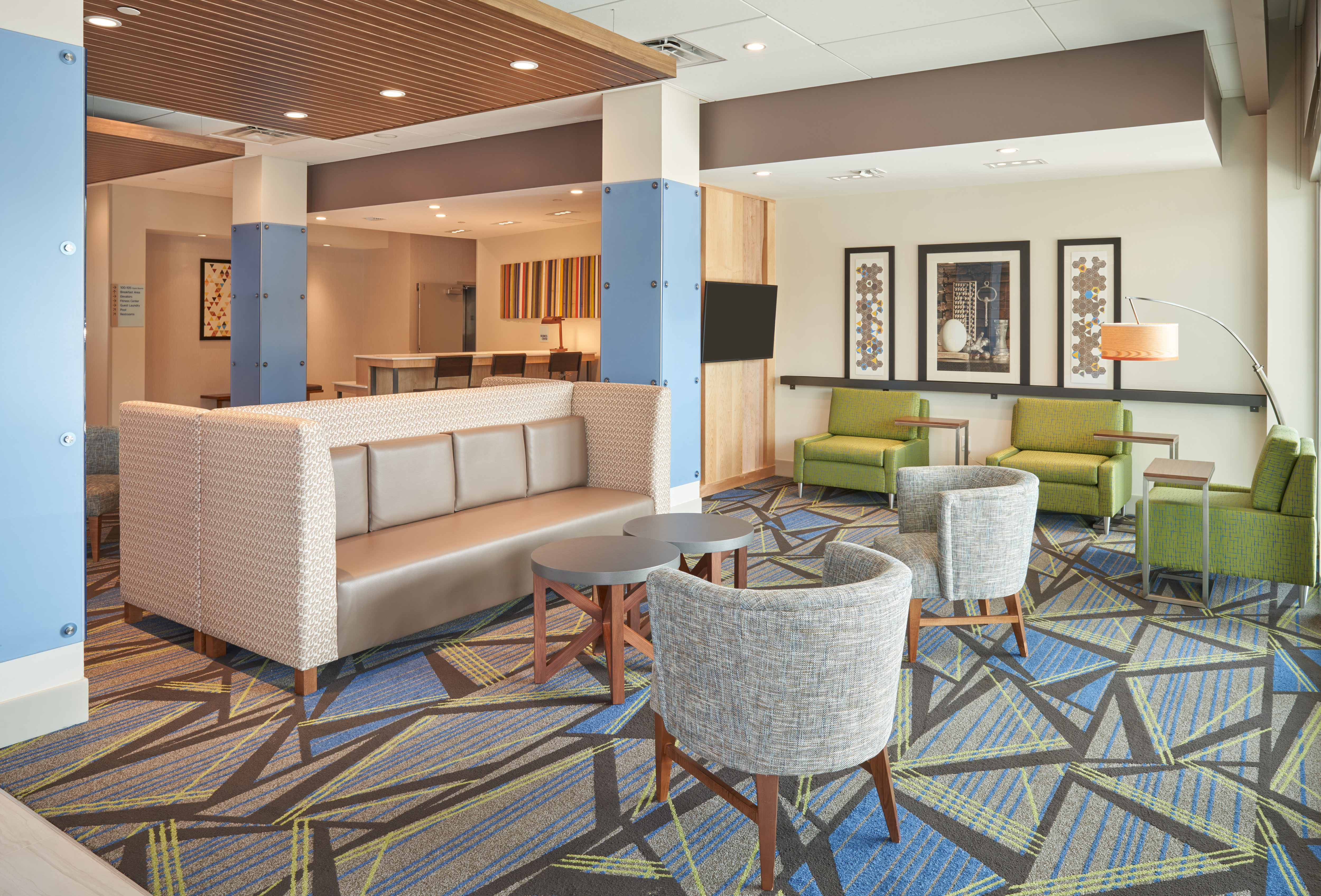 Holiday Inn Express Doral Miami 34/56