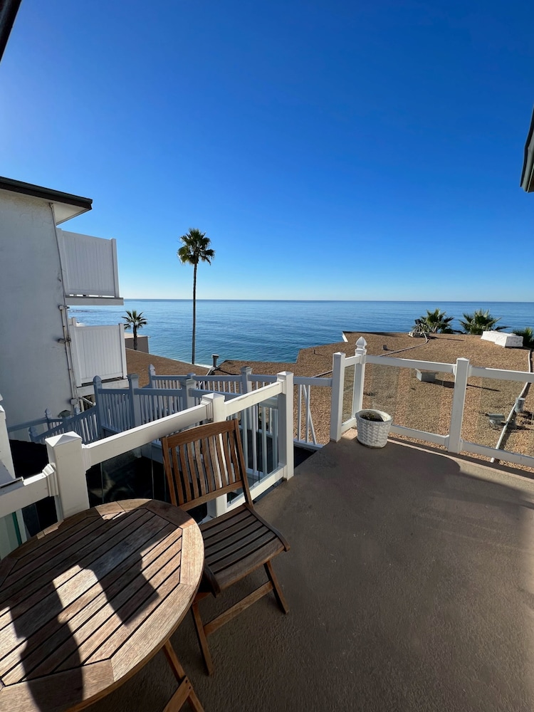 Capri Laguna Inn On the Beach 73/75