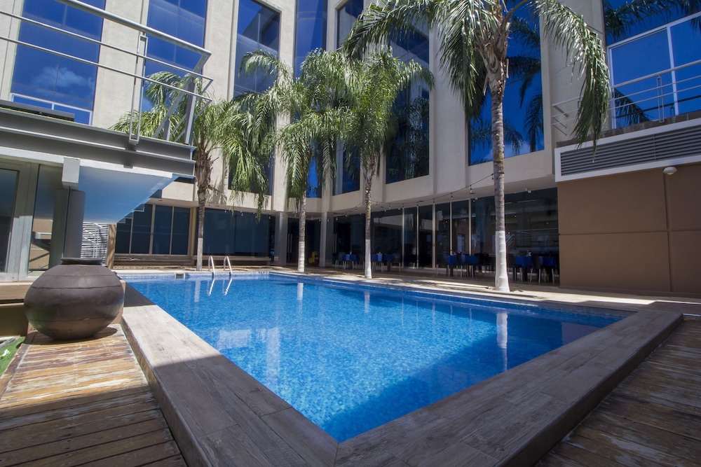 Hotel El Espanol Paseo de Montejo by Kavia 46/50