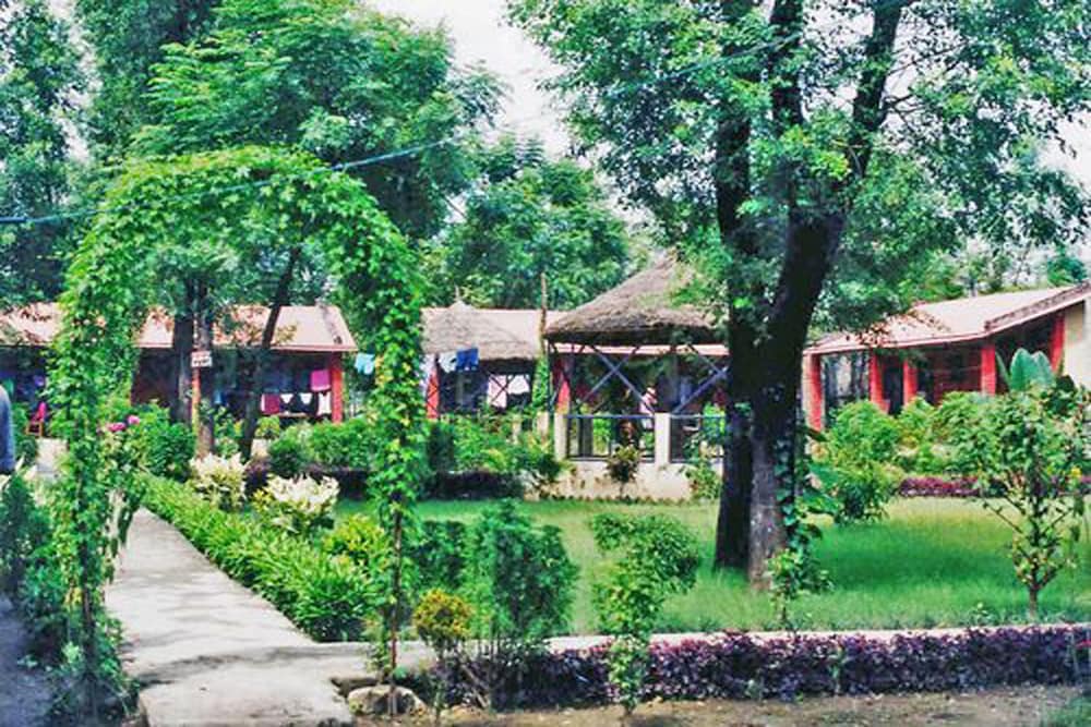 Rainbow Safari Resort 13/22