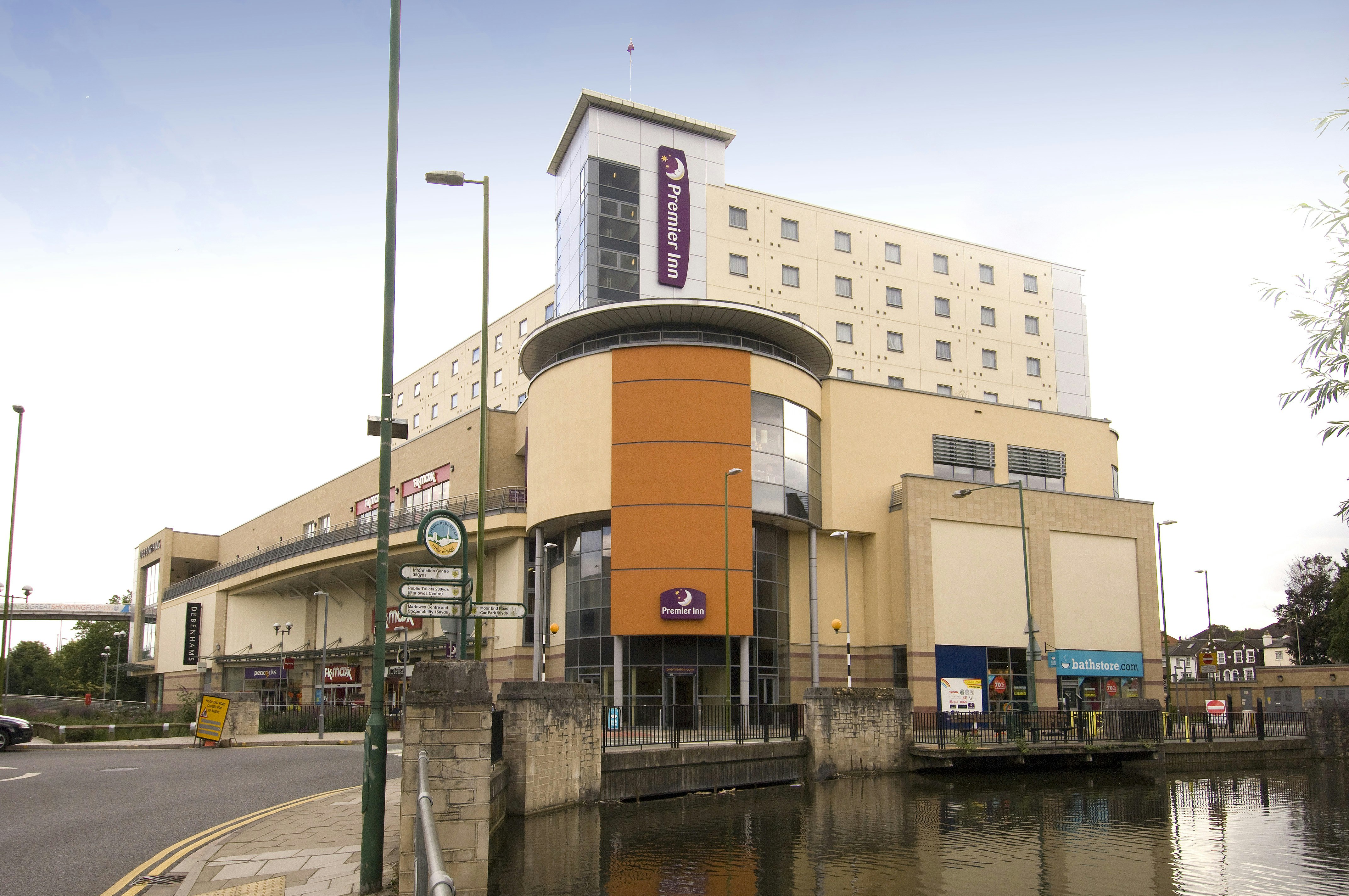 Premier Inn Hemel Hempstead Central in DACORUM