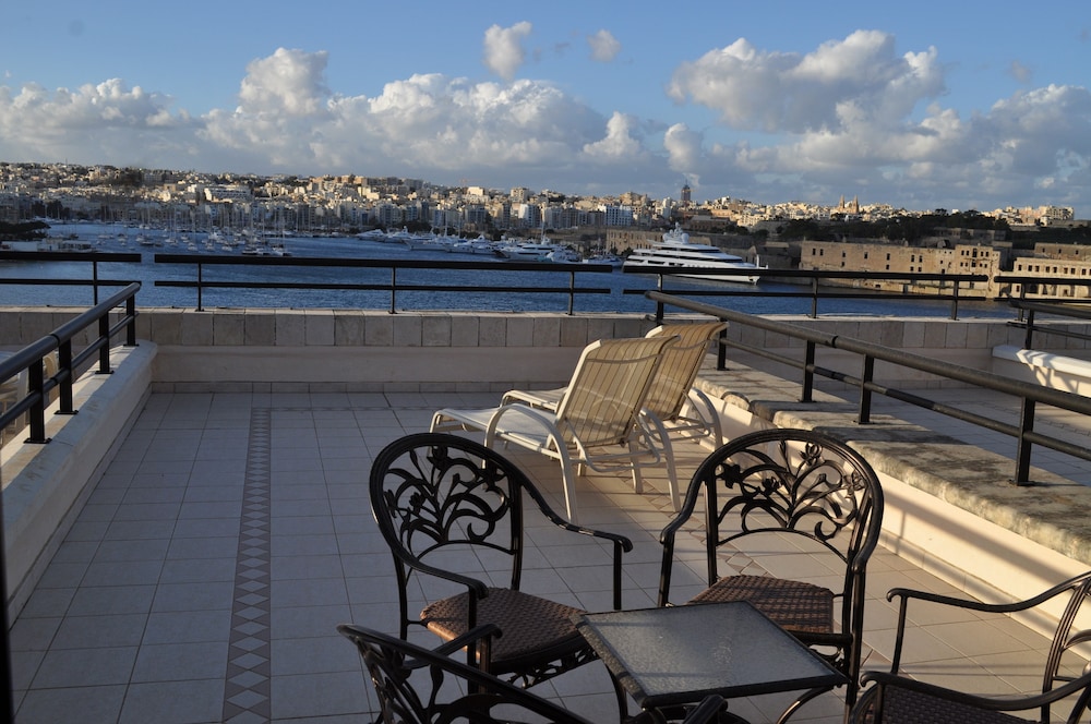 Grand Hotel Excelsior 32/50