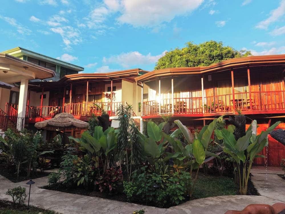 Arenal Hostel Resort 1/50