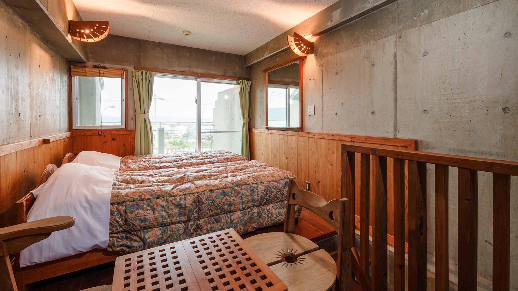 Custom, Triple, Ocean View