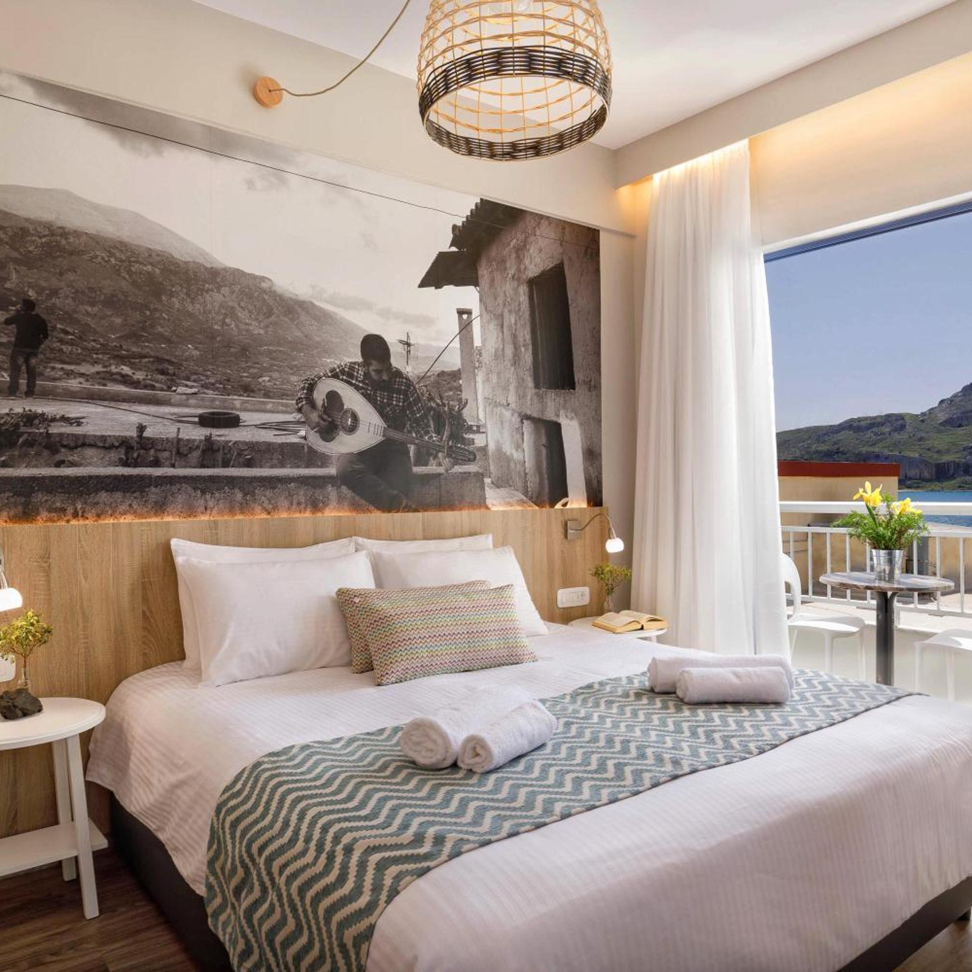 Twin/Double Room (Ra)
