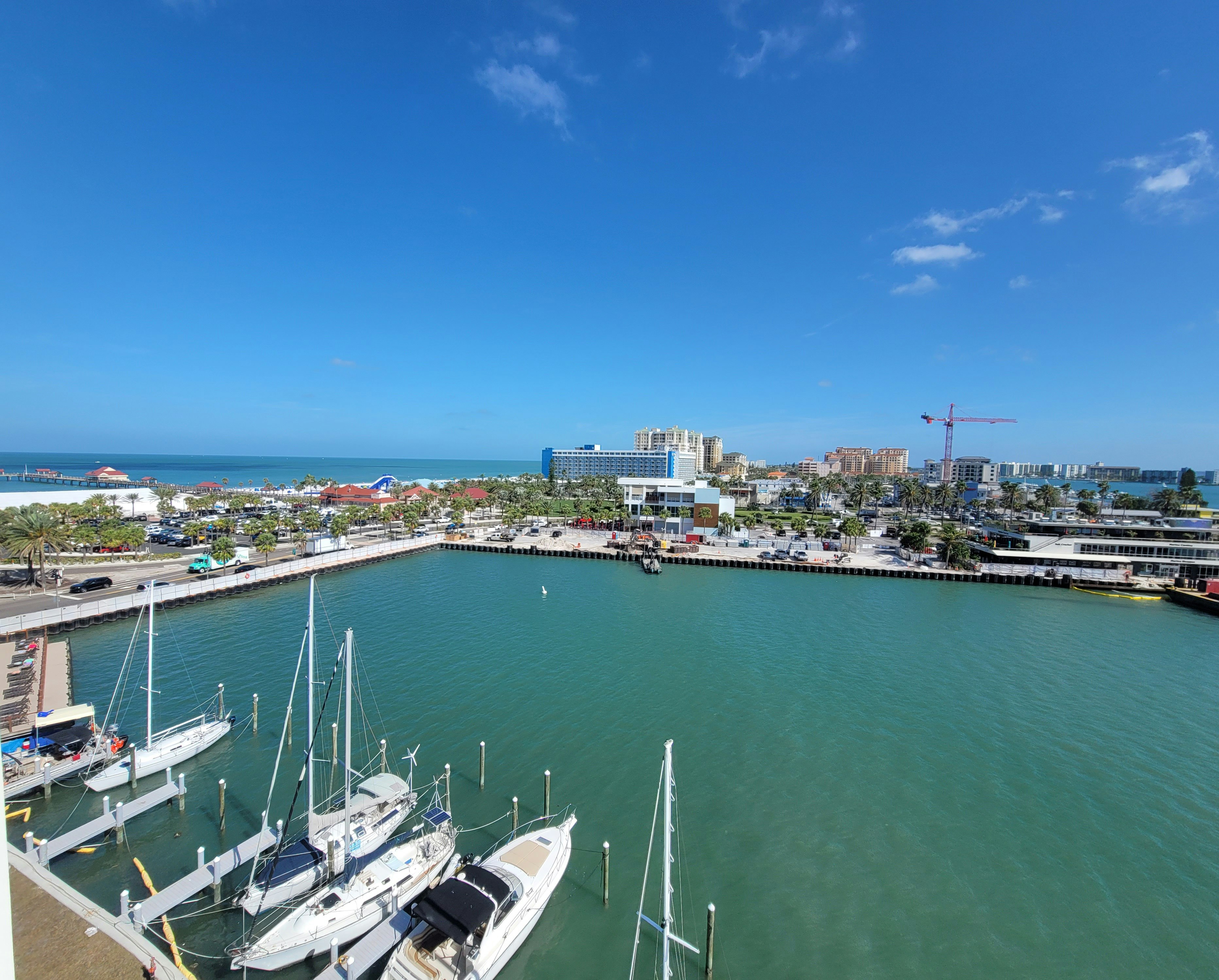 ChartHouse Clearwater Beach Marina Hotel 57/67