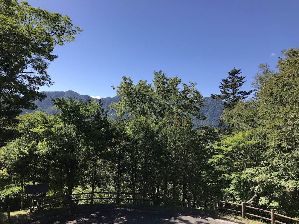 Lake Side Nikko Hotel 24/68