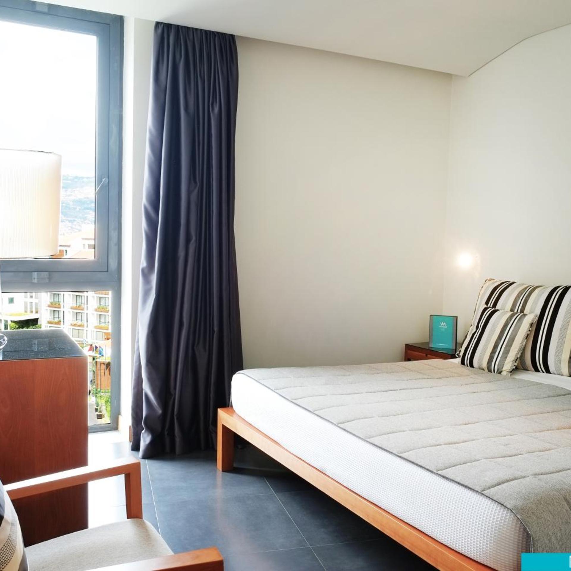 Master, Suite, King Bed, Sea View