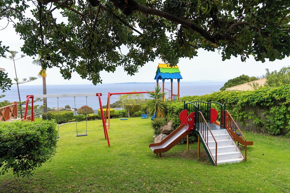 Sea View Village 22/50
