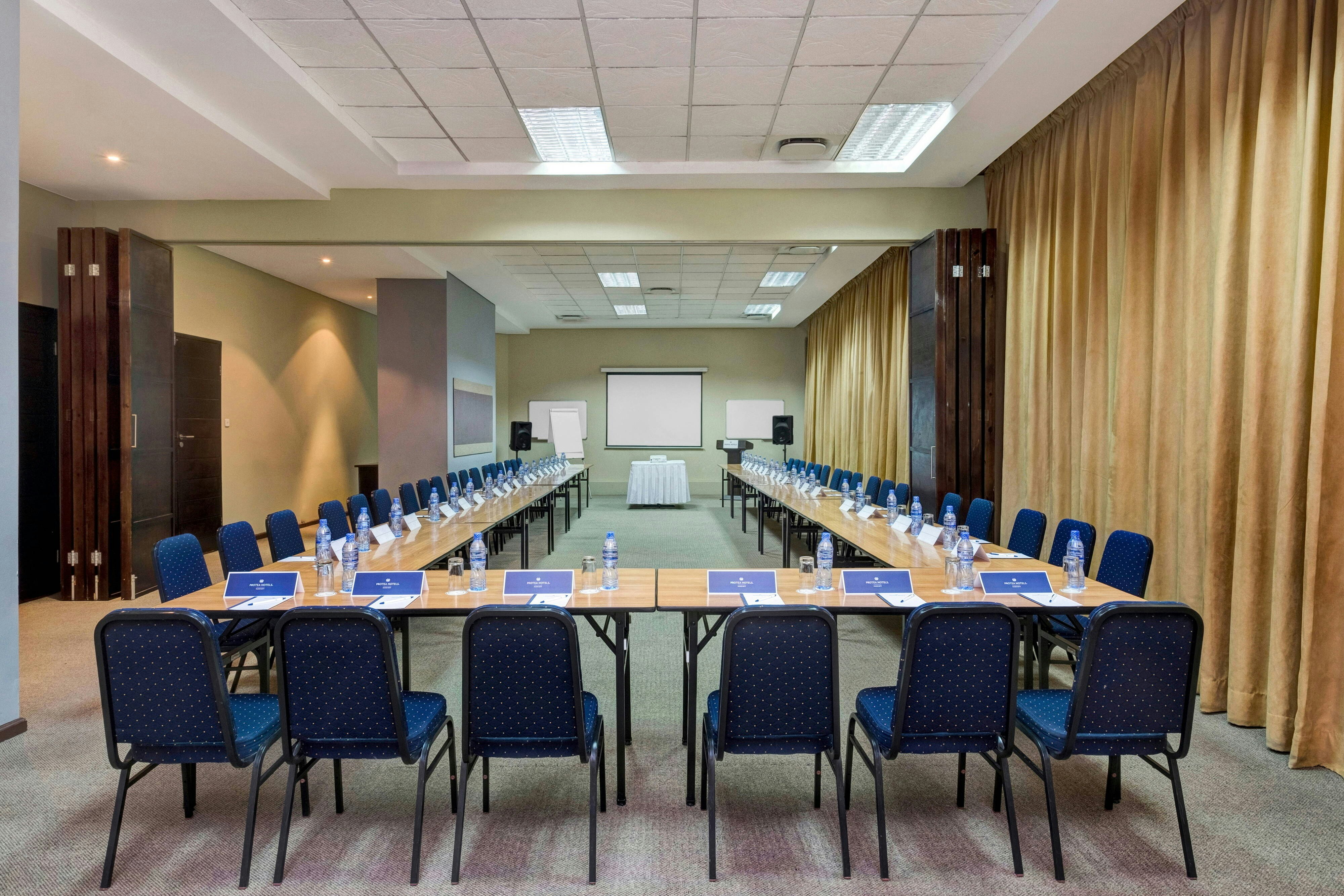 Protea Hotel by Marriott Lusaka Cairo Road 44/51