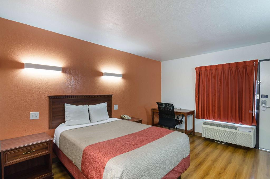 Motel6 Troy, AL 14/35