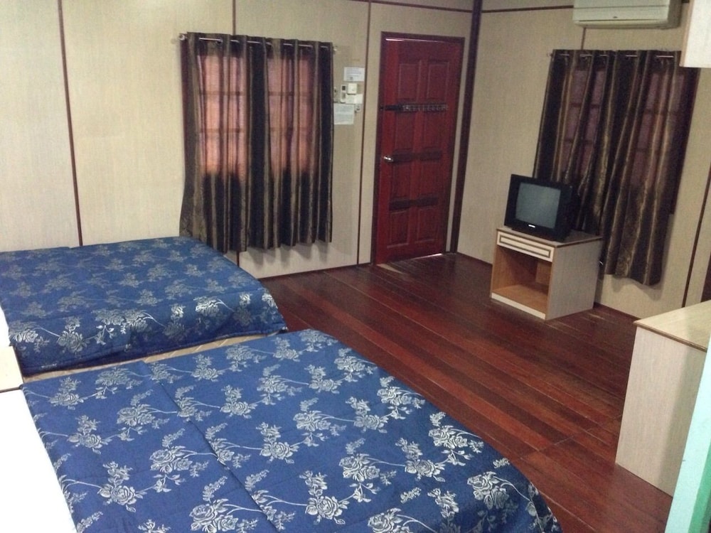 Purnama Beach Resort 45/67