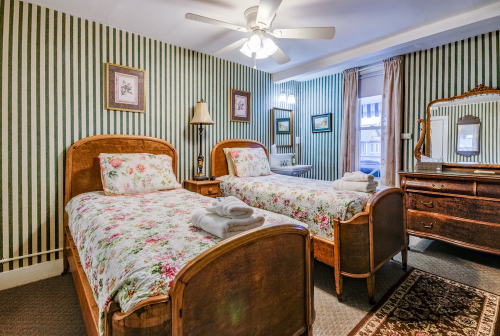 The Lillagaard Bed and Breakfast 16/34