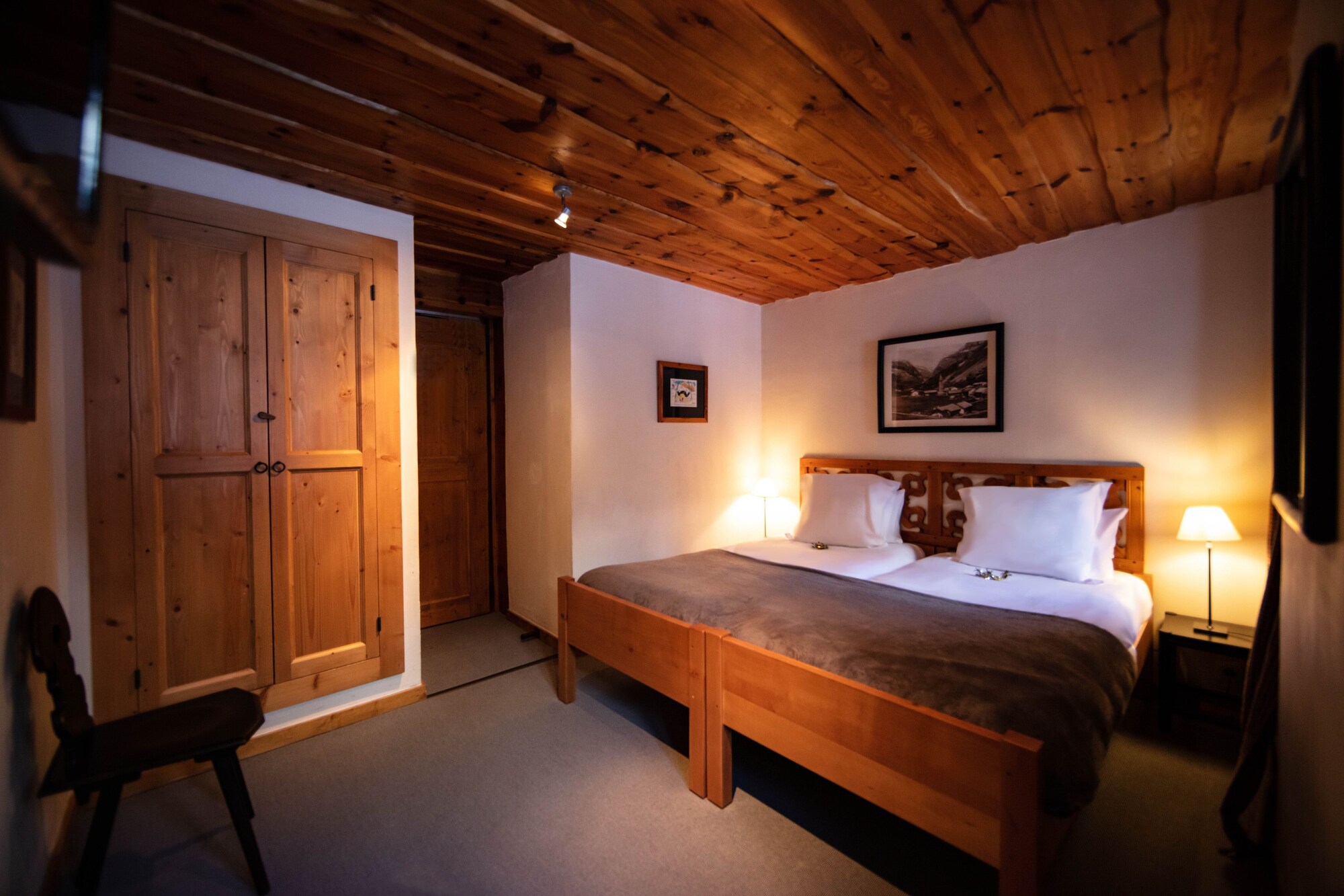 Room, Double Bed, Bathtub, North Wing
