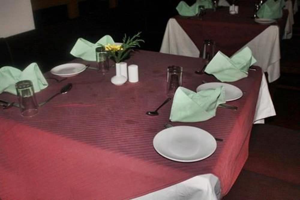 Chautari Paradise Inn 24/37
