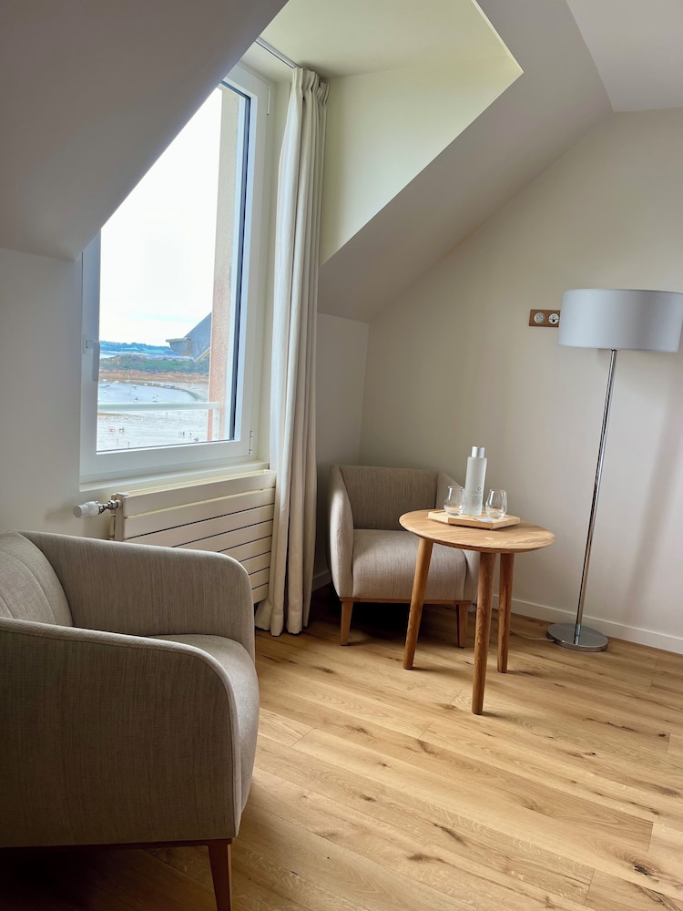 Logis Hotel De Carantec 8/33