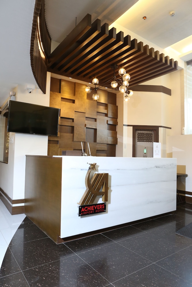 Achievers Airport Hotel 4/46