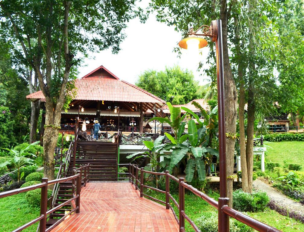 PUNG WAAN RESORT 8/26