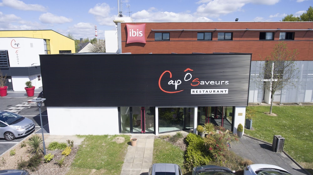 Ibis Rennes Beaulieu 4/68