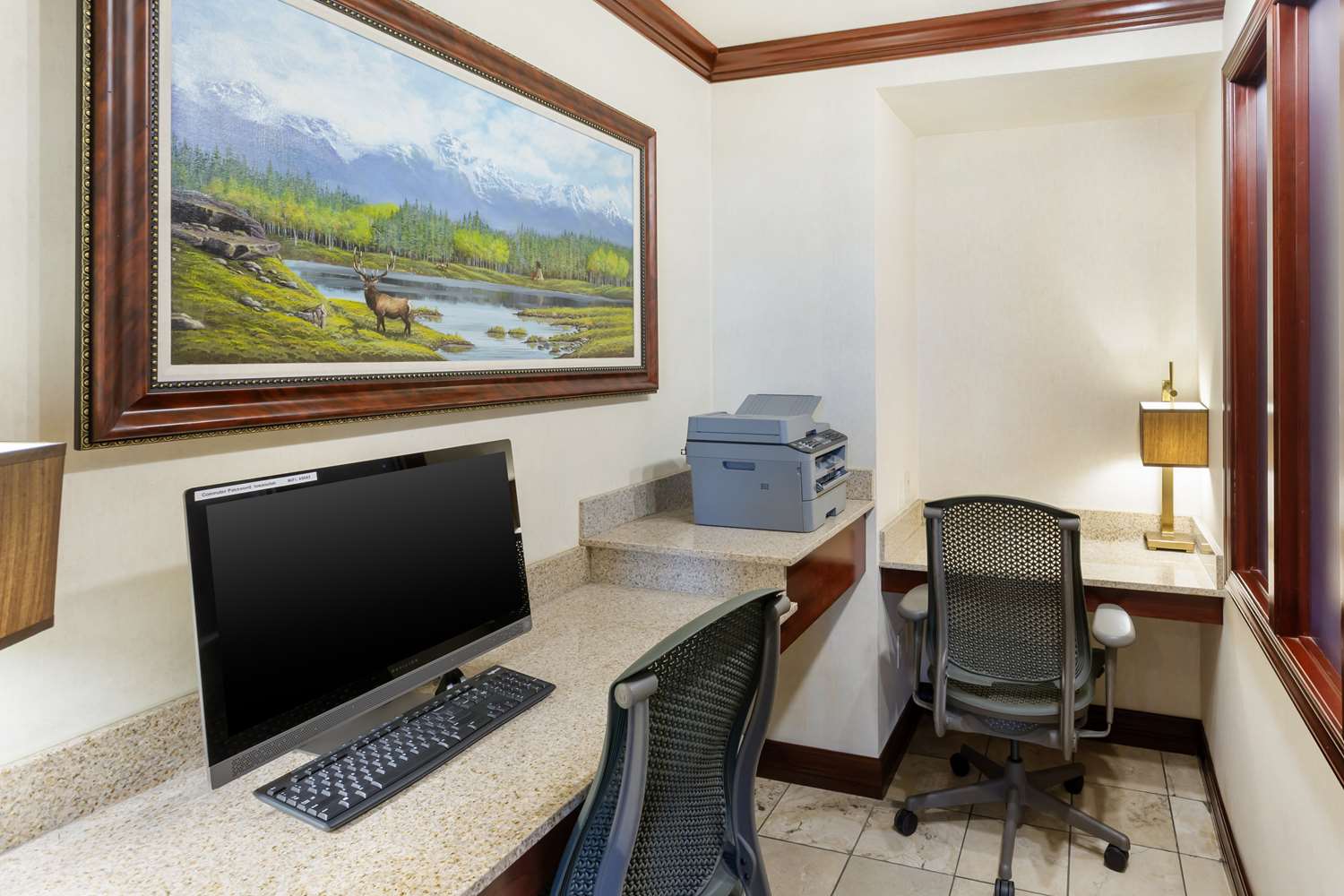 Best Western Plus Weston Inn 36/38