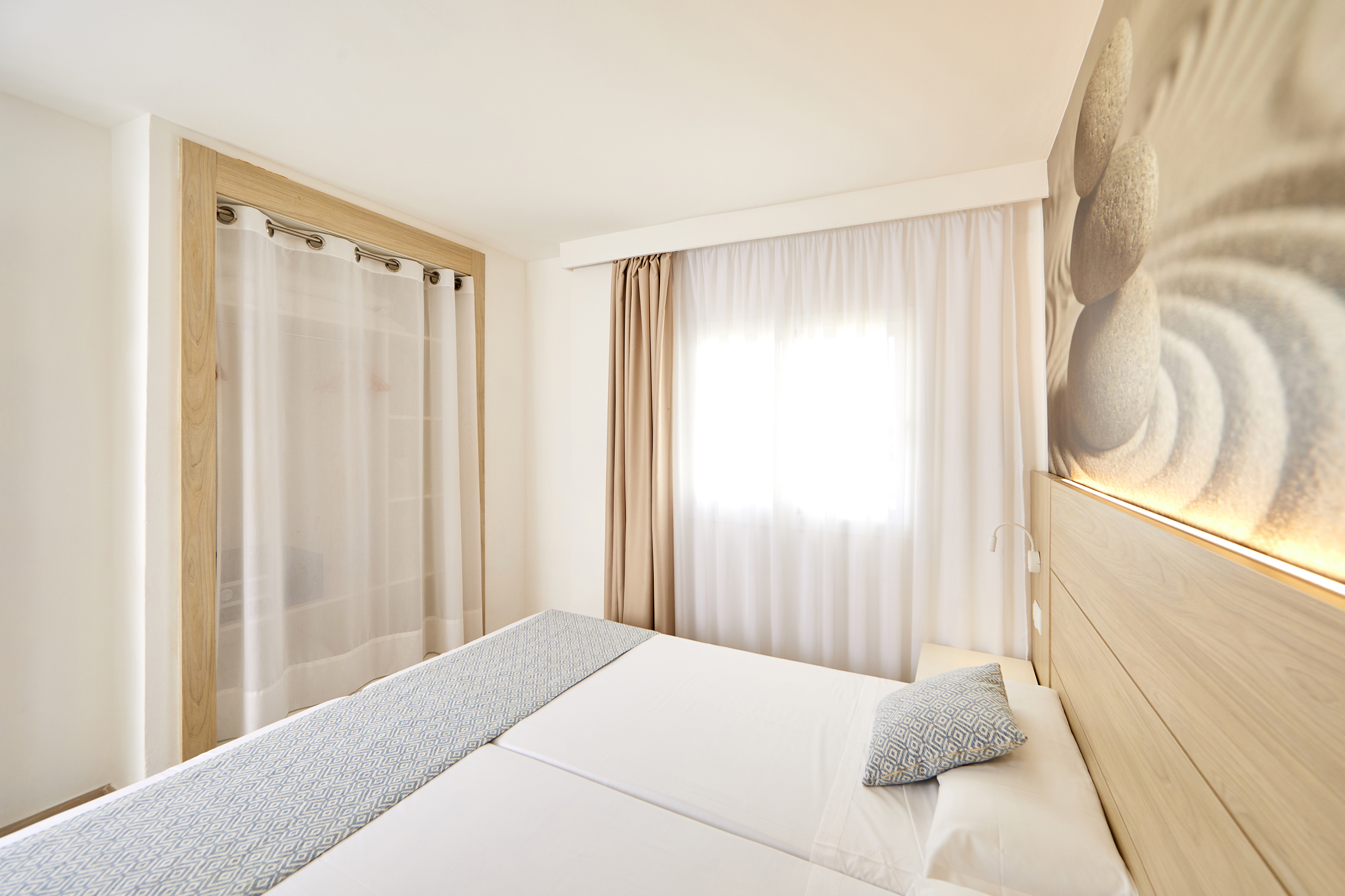 Sun Beach Apartments 17/51