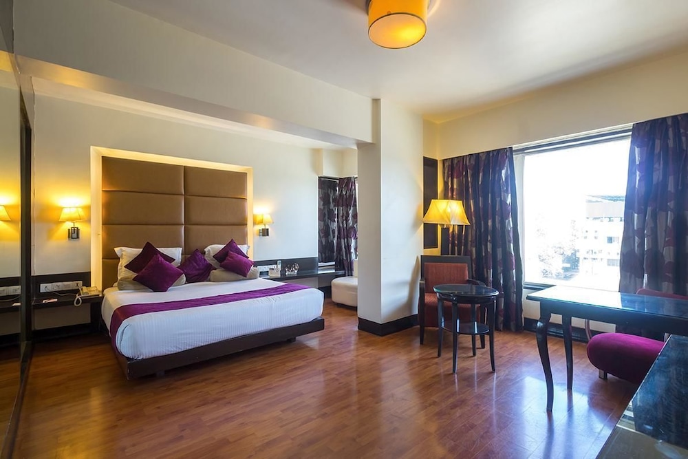 Imperial, Suite, King Bed