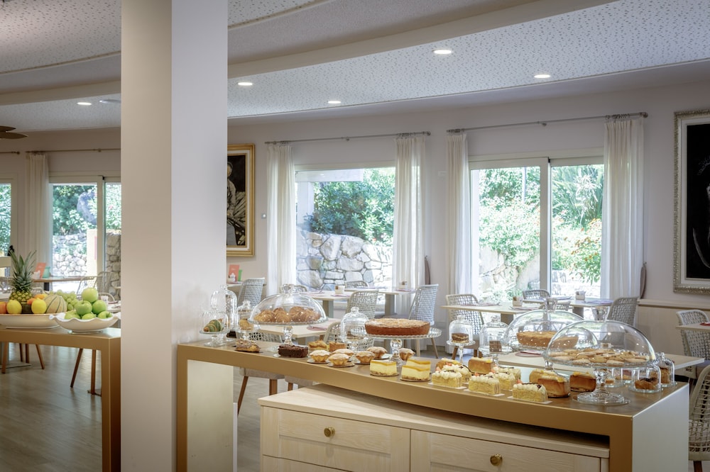 Cruccuris Resort - Adults Only 72/72