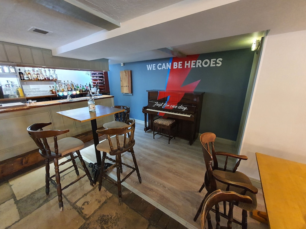 The Lugger Inn 32/47