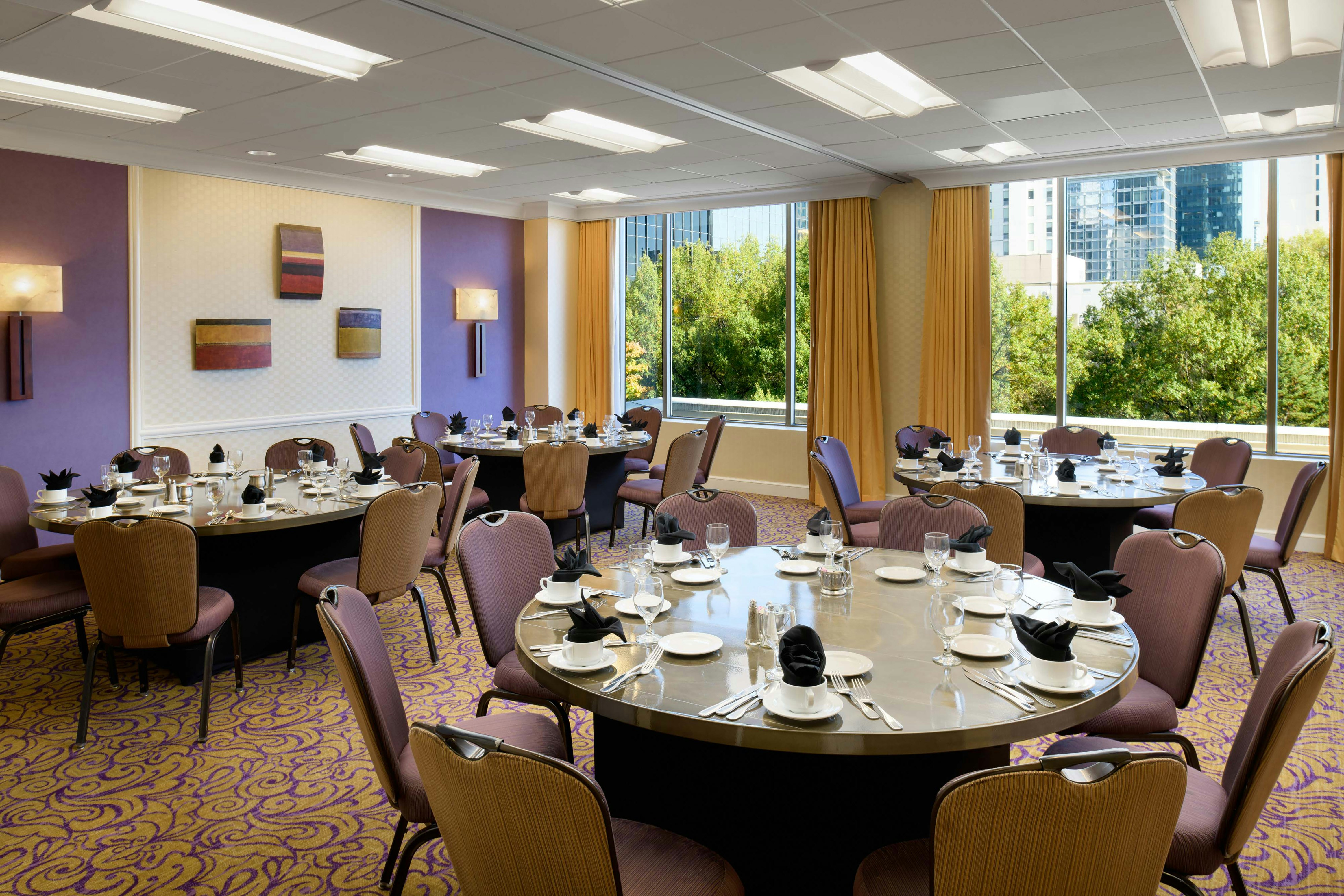 Hilton Charlotte Uptown (ex Hilton Charlotte Center City) 57/82