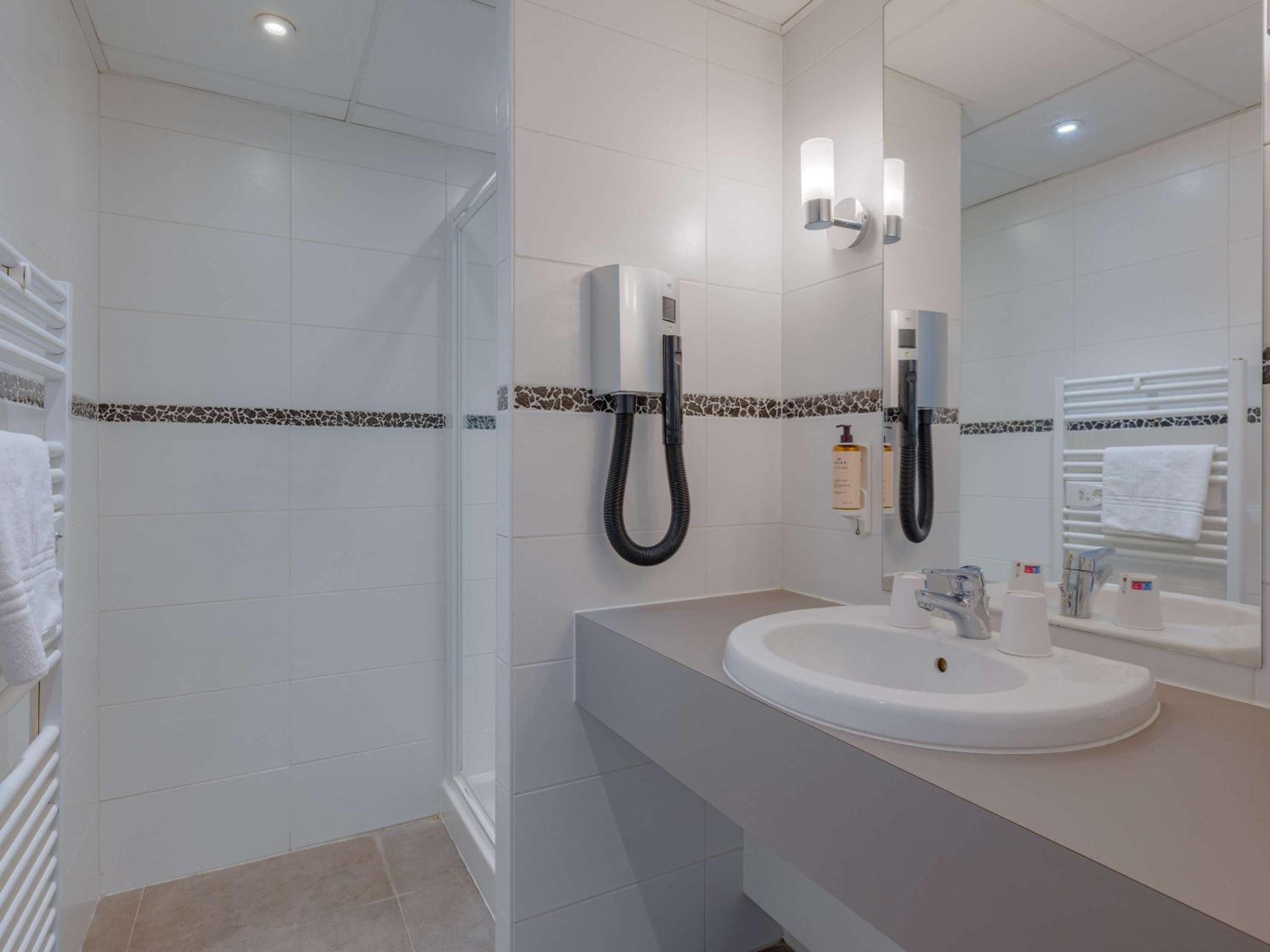 شقة بسرير مزدوج، Mercure Lyon Est Villefontaine 7/8
