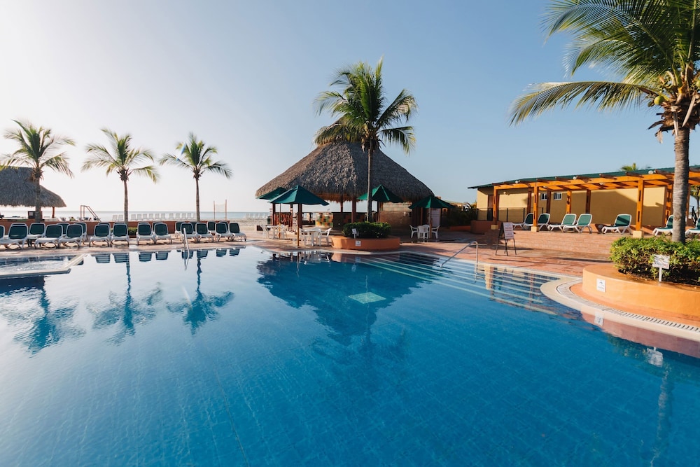 Grand Decameron Panama, A Trademark All Inclusive Resort 6/70