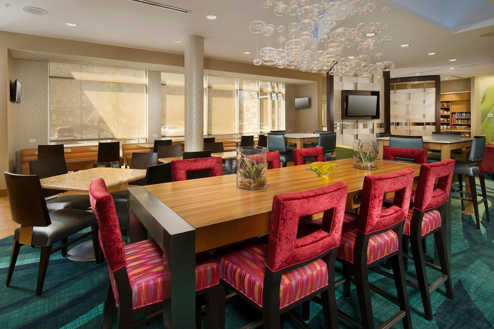 Springhill Suites Bridgeport Clarksburg 36/38