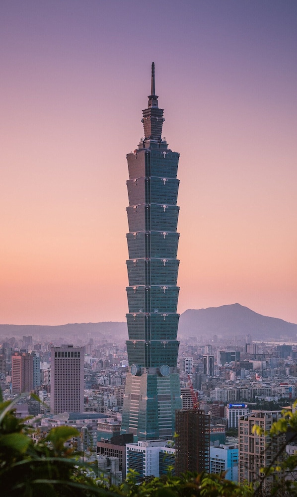 The Moon Hotel Taipei 1/19