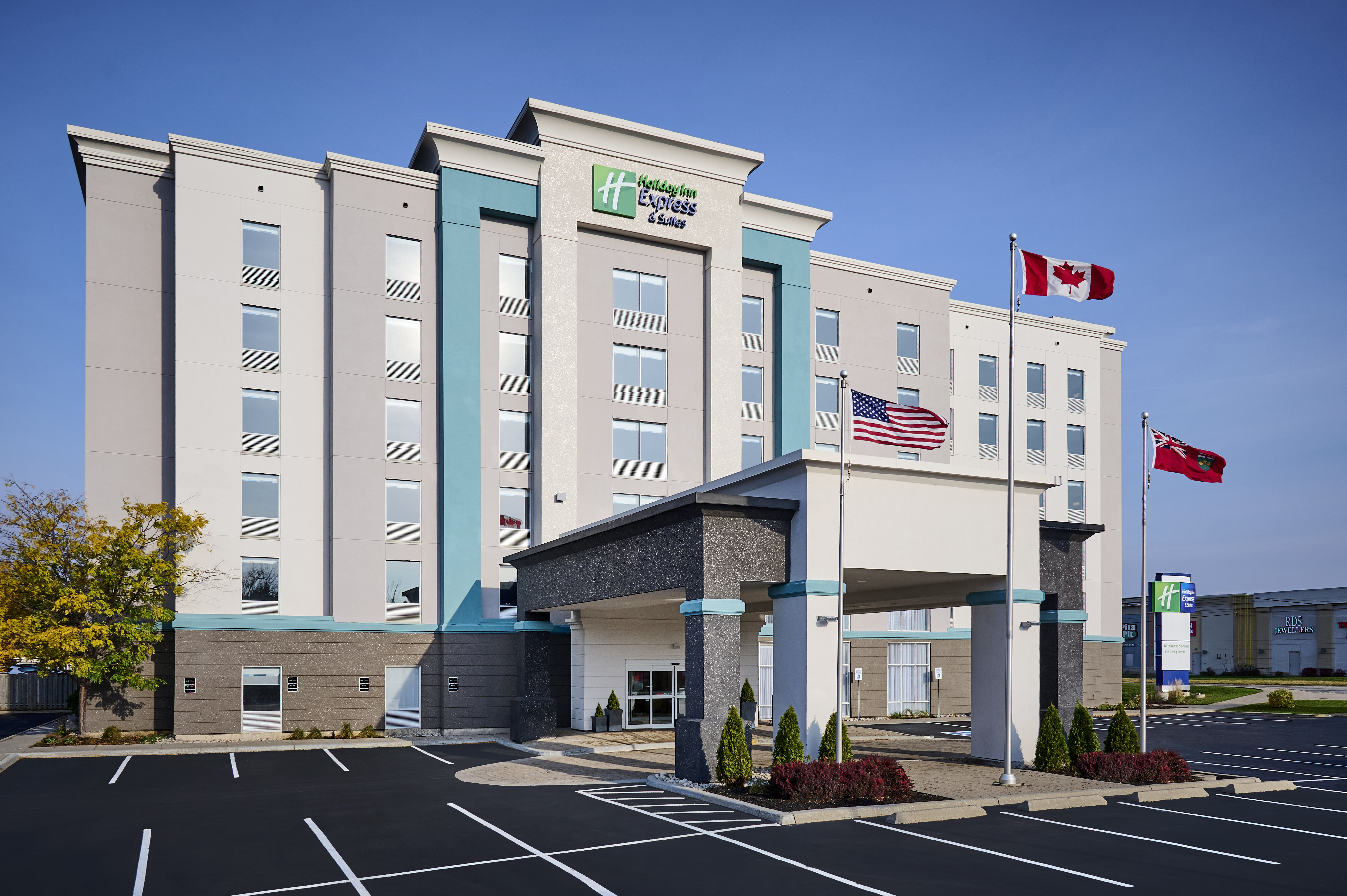 Holiday Inn Express and Suites Kitchener Southeast by IHG 55/64