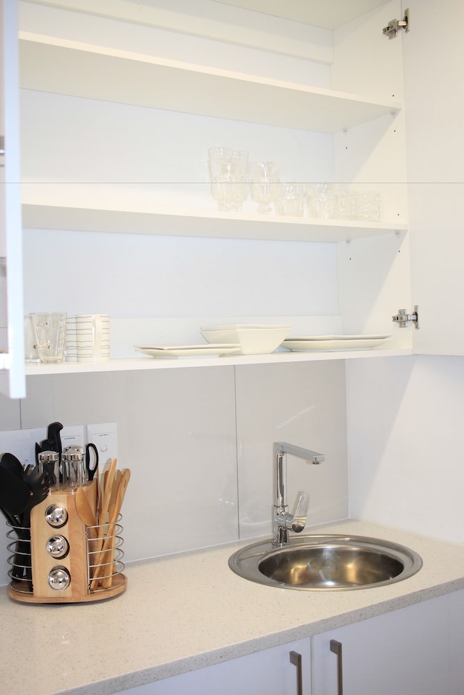 Tower Bliss Studio Apartment 14/28