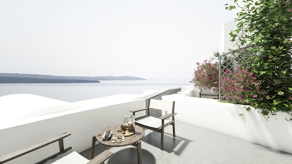 Oia Memories Suites 12/16