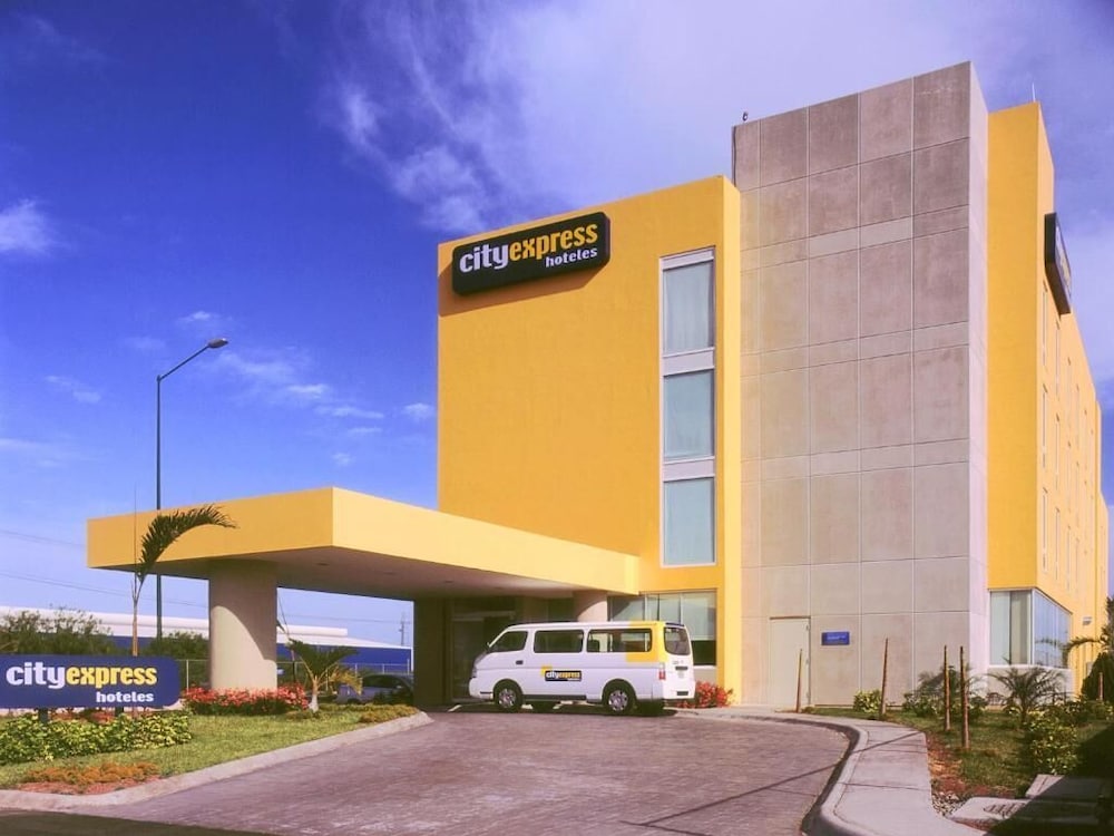City Express by Marriott Saltillo Norte 5/34