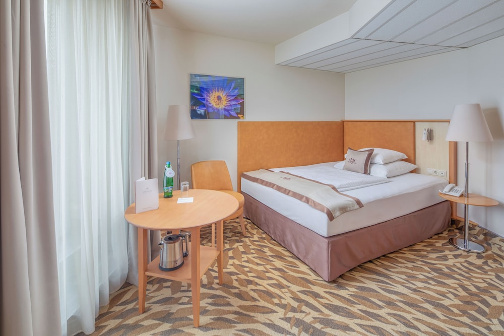 Lotus Therme Hotel And Spa Formerly Rogner Hotel Spa Lotus Therme 25/84