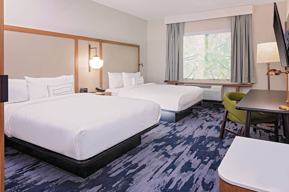 Fairfield Inn Suites Queensbury Glens Falls Lake George Area 10/30