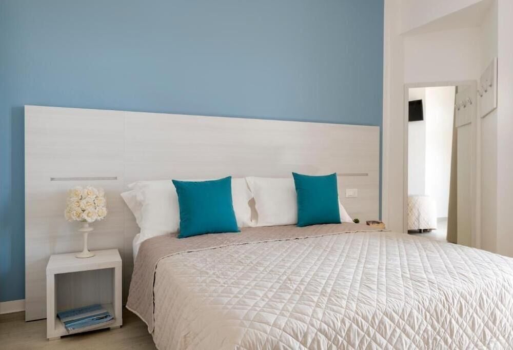Tower, Deluxe, Queen Bed, Sea View